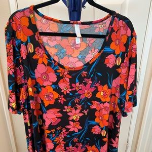Lularoe Perfect Tee